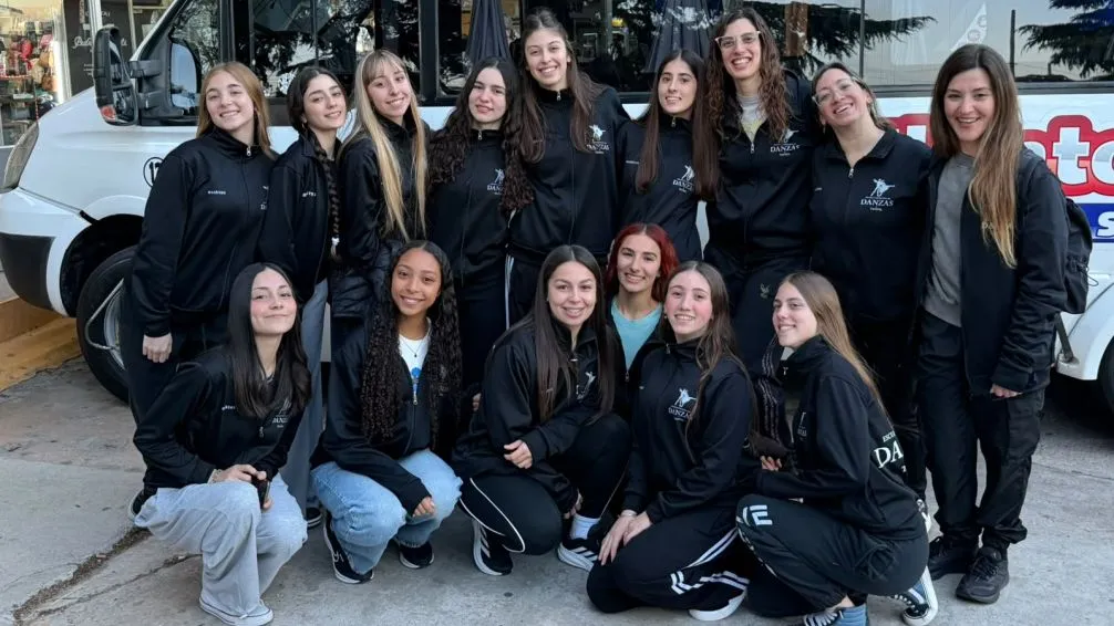 Tandil vuelve al Luxor con 12 bailarinas y tres docentes