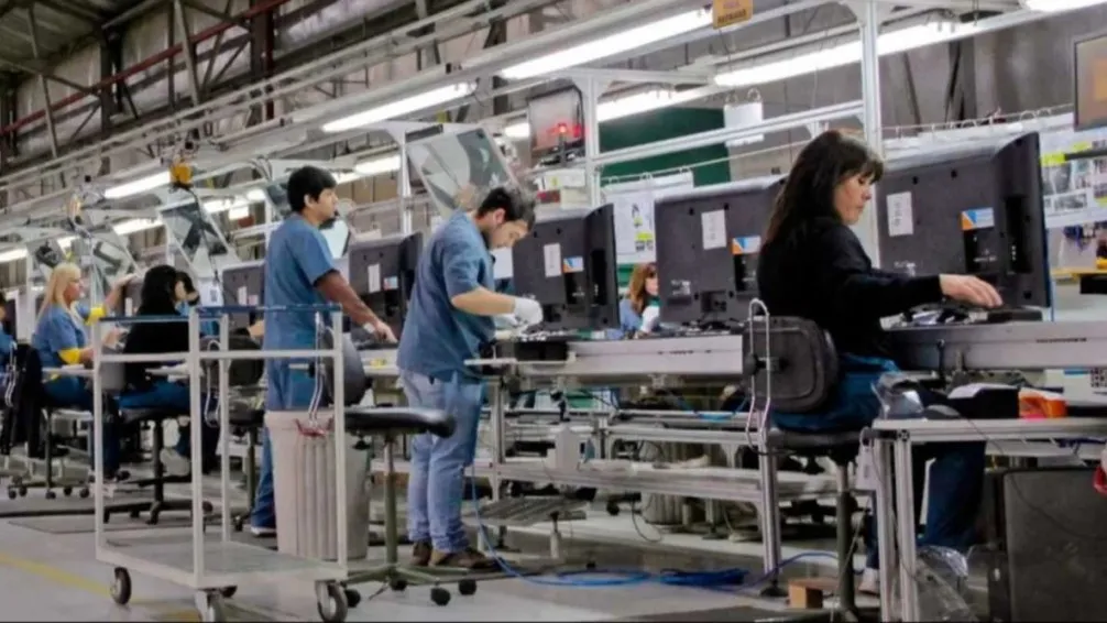 Casi 46.000 empleos menos y una recuperación que no arranca