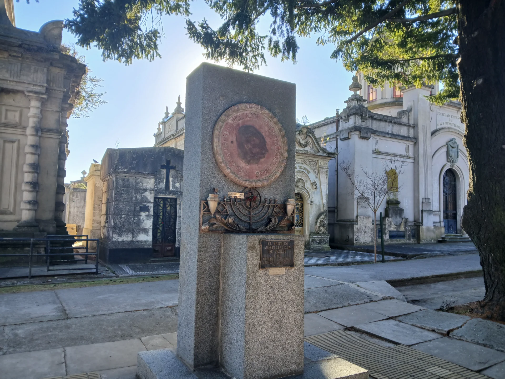 El Cementerio no sería insalubre solo para algunos
