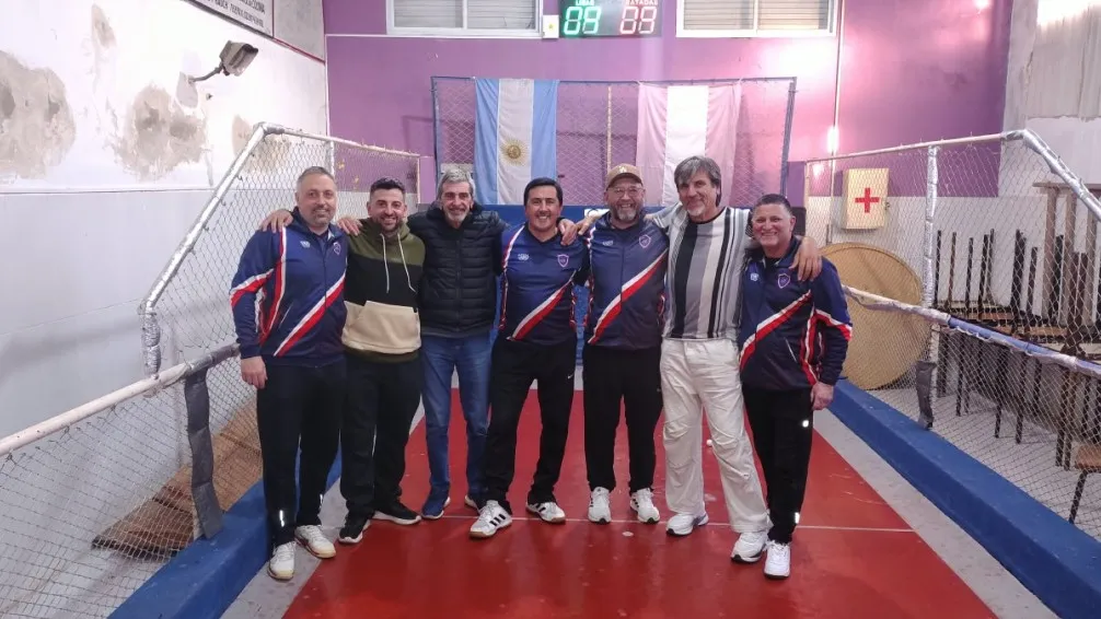 Tandil ganó en Azul y lleva dos parejas al Provincial