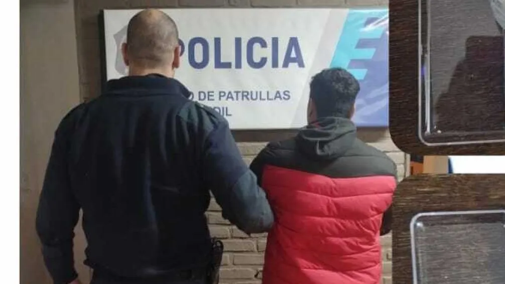 Moto con pedido de secuestro y drogas en Tandil