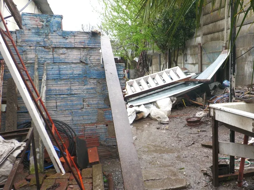 El viento voló el techo de una casa en Bereterbide