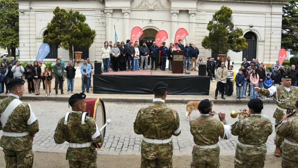 Vela cumplió 142 años y puso sus raíces al frente
