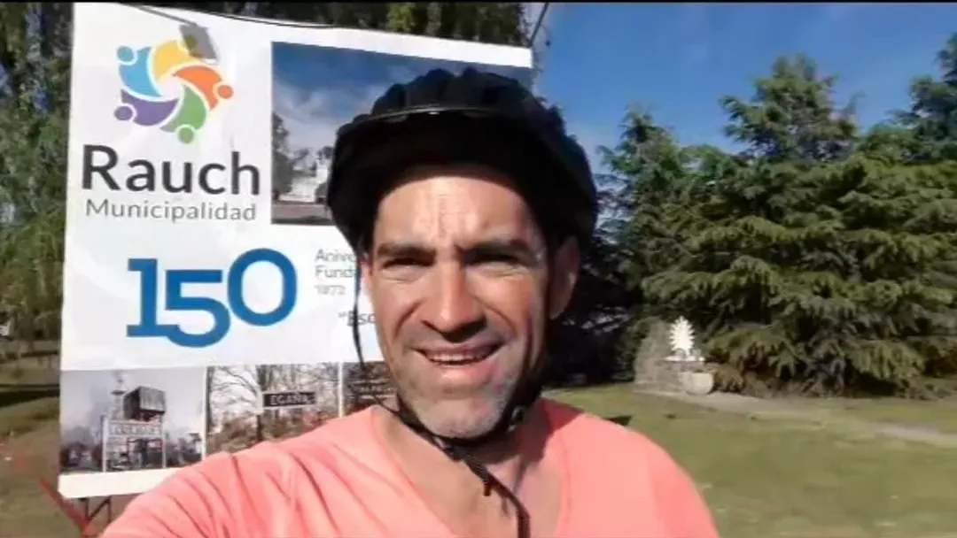 Pedalea 365 kilómetros hasta Tandil por el cáncer de mama