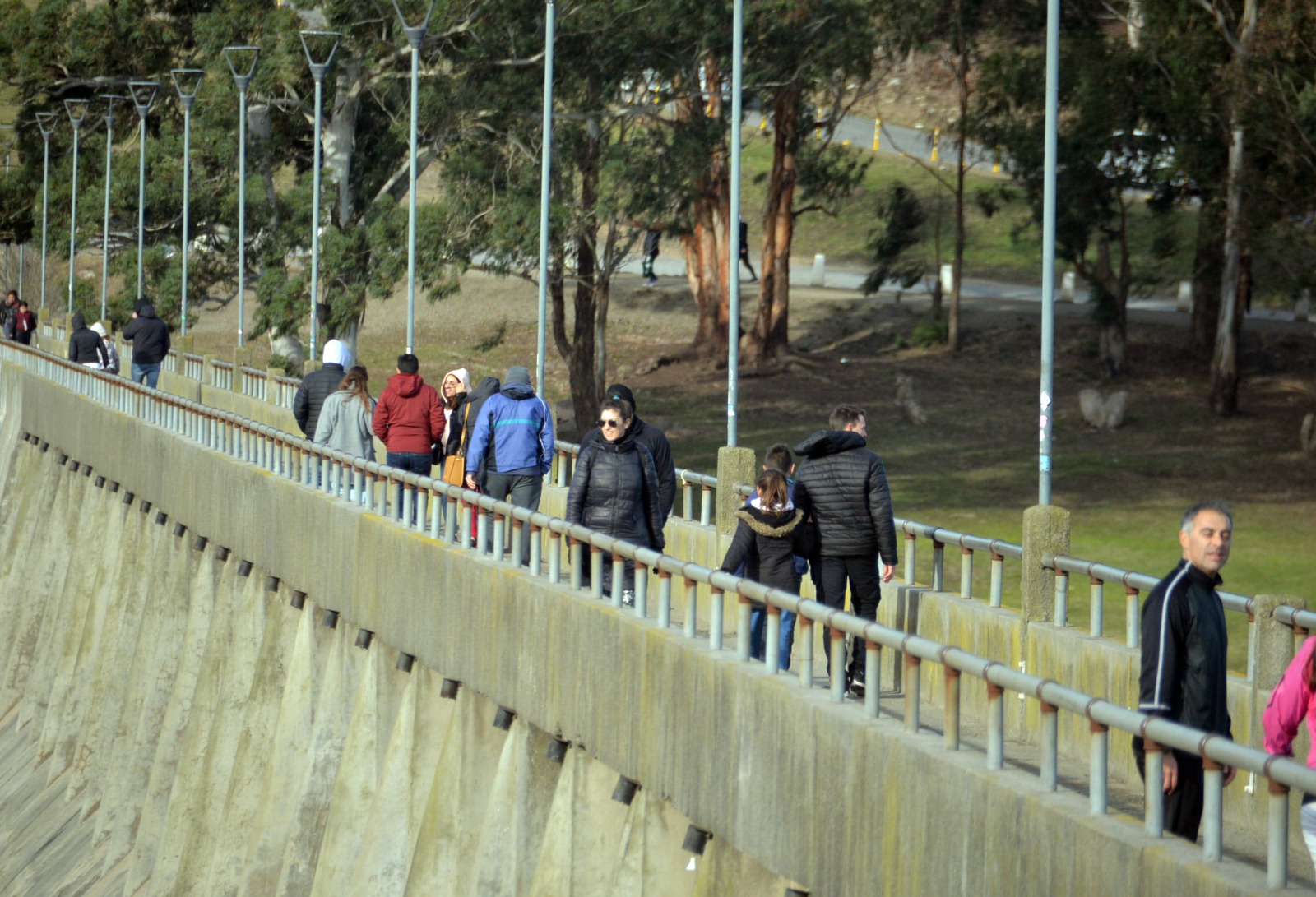 Tandil se salva de la lluvia, pero no del abrigo