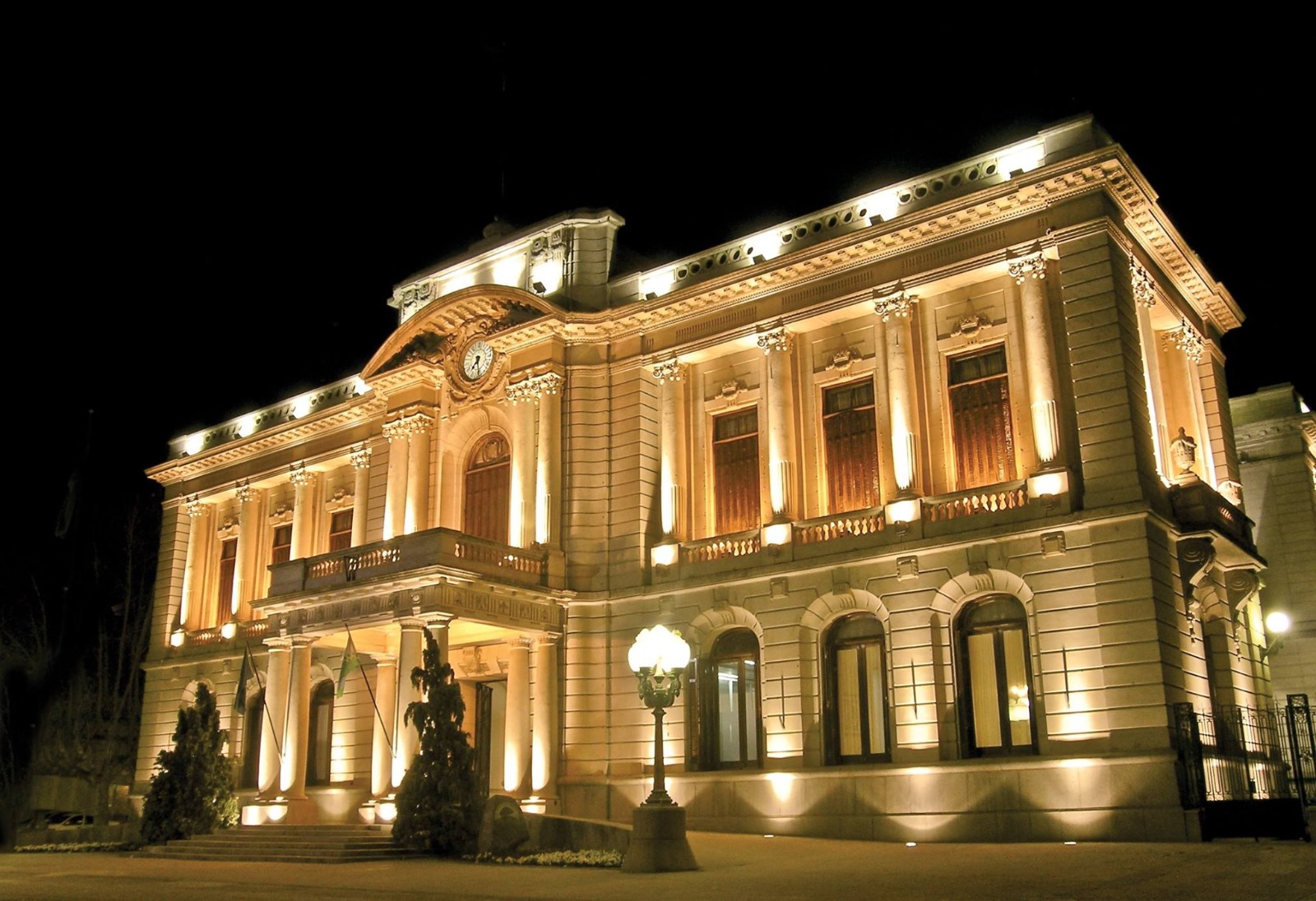Municipales piden un bono de $600.000 y 10% en enero