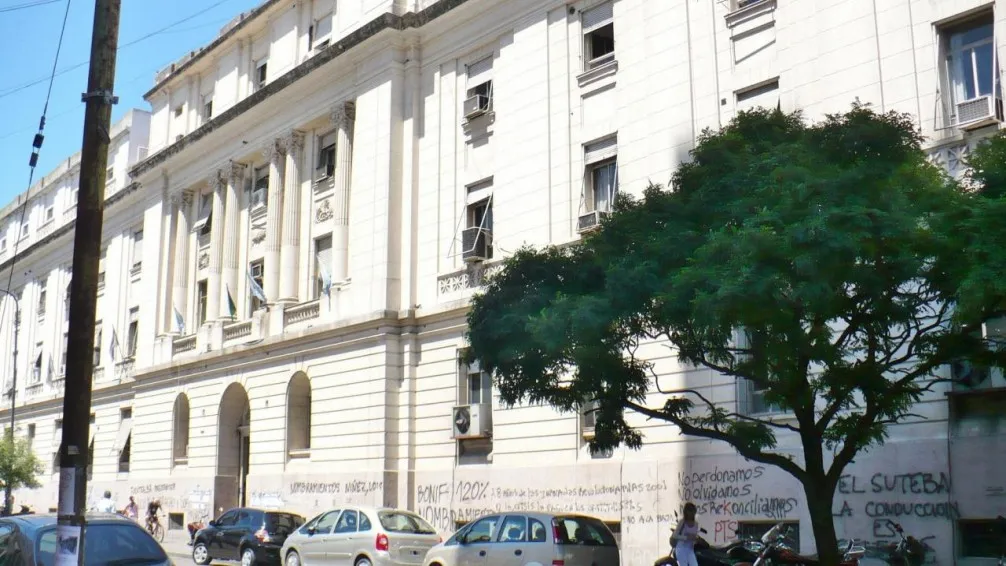 El 6% llega en dos cuotas y la paritaria vuelve en diciembre