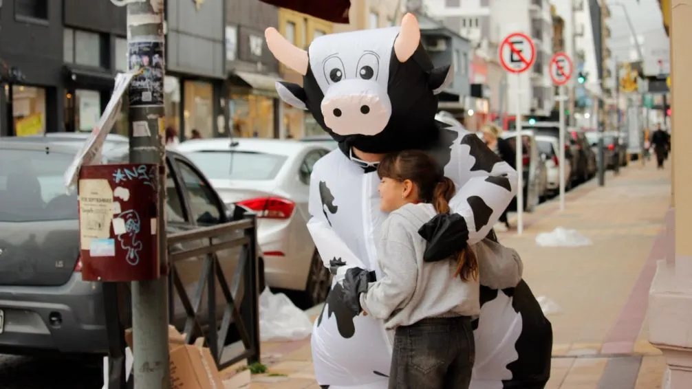 La vaca que convirtió a Tandil en un gran signo de pregunta