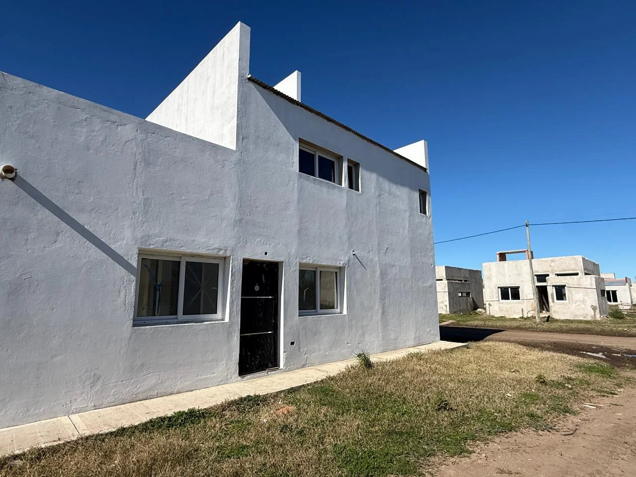 156 viviendas al 80% y una obra con solo 15 trabajadores