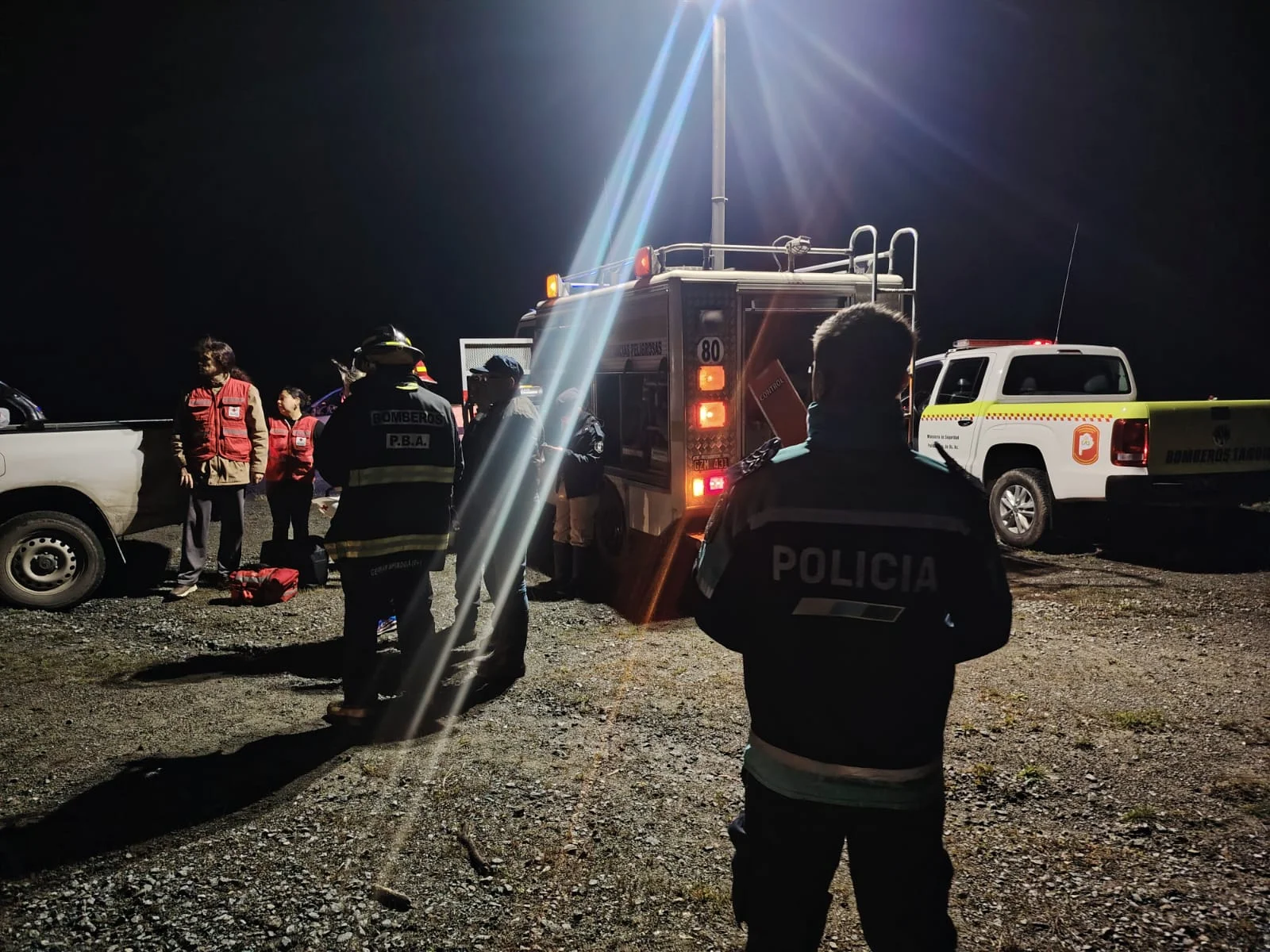 Un dron encontró a dos turistas perdidos en las sierras