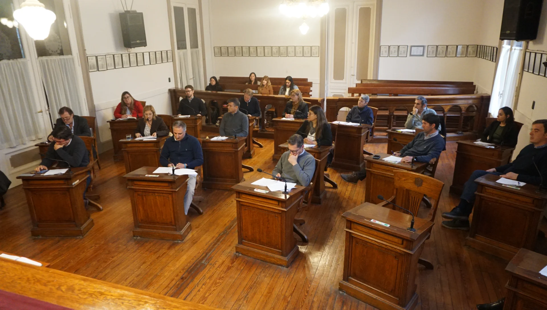 Universidad y PAMI volvieron a dividir al Concejo