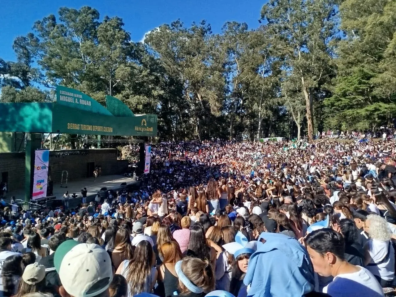 Sukhateikos coronó una tarde que hizo temblar el Anfiteatro